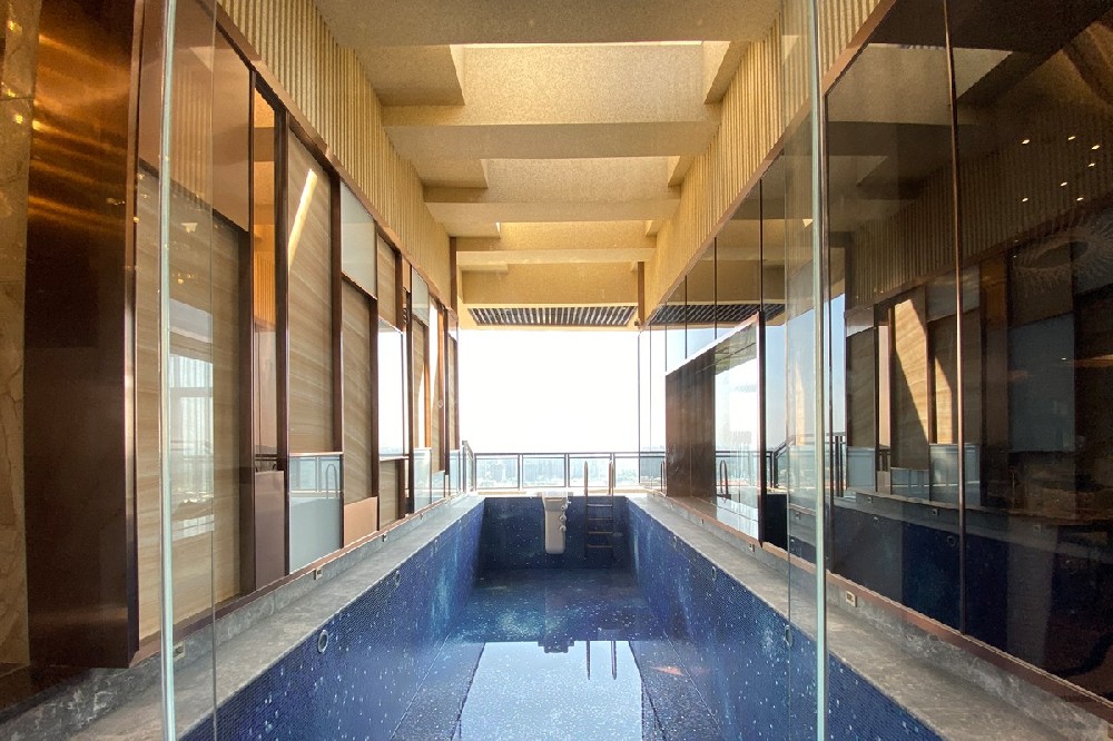 观星阁顶层复式样板房设计